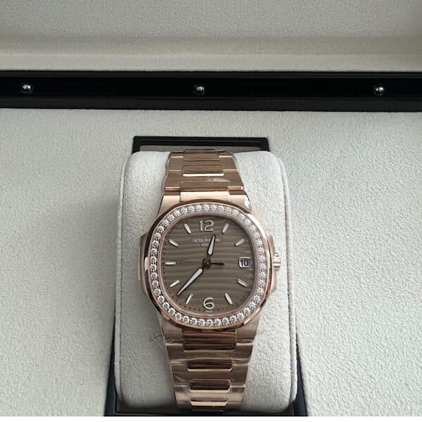 Patek Philippe Nautilus Quartz 32mm 7010/1R-012 Golden Brown Opaline Dial - Image 4