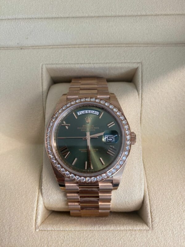 Rolex Oyster Perpetual Day-Date 40mm Olive Green Dial 228345RBR - Image 3