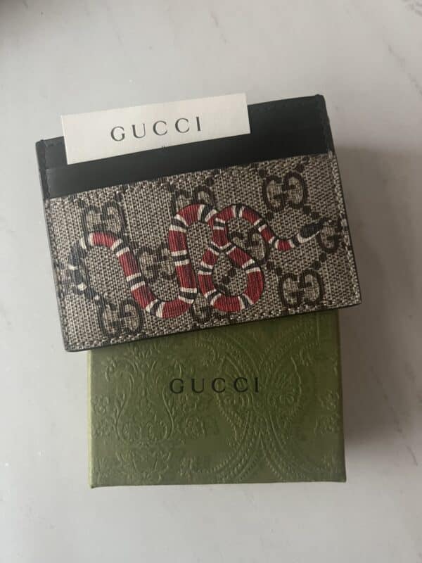 Gucci Snake Print GG Supreme Cardholder - Image 3