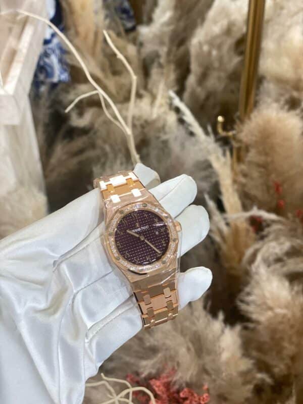 Audemars Piguet Royal Oak 33mm 67651OR.ZZ.1261OR.06 Qatar Special Edition Burgundy Dial - Image 3