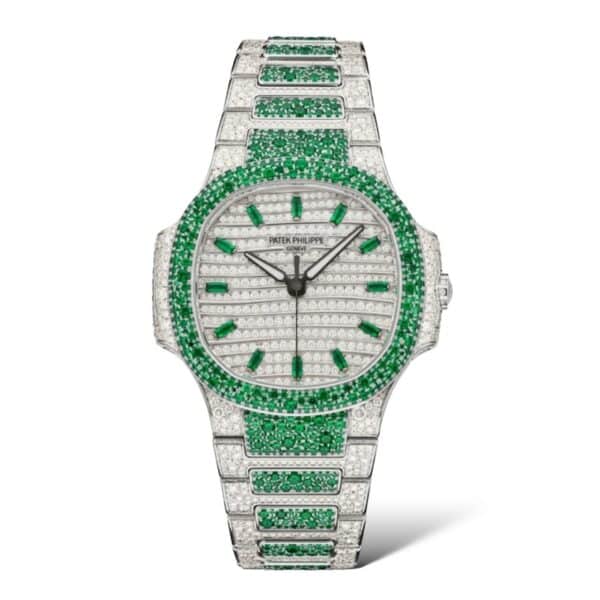 Patek Philippe Nautilus 35.2mm 7118/1453G Self-Winding Paved With Diamonds And Emerald