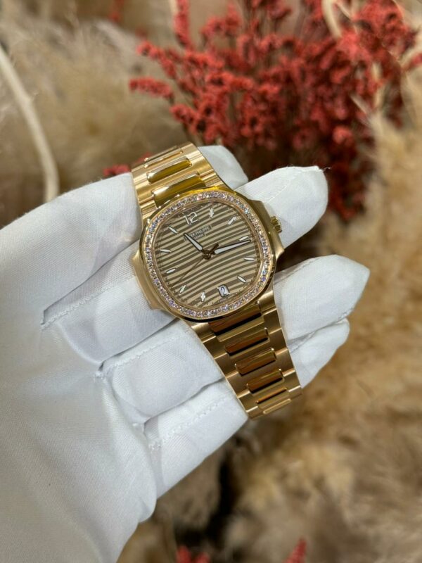 Patek Philippe Nautilus 35.2mm 7118/1200R Golden Brown Opaline Rose Gold “LADIES AUTOMATIC” - Image 3