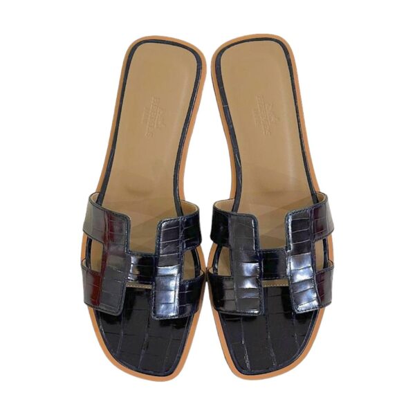 Hermes Oran 38 EU Bleu Marine Shiny Croco Sandals