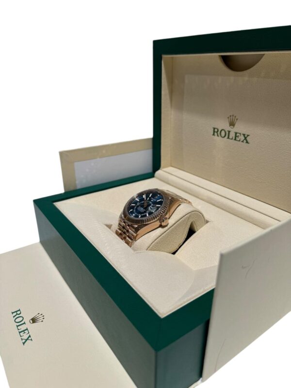 Rolex Sky Dweller 42mm 336935 Rose Gold Blue Green Dial Jubilee Bracelet - Image 5