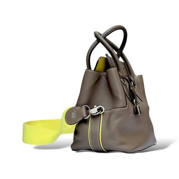 Hermes Tool Box 20 Etoupe/Lime Swift PHW - Image 5