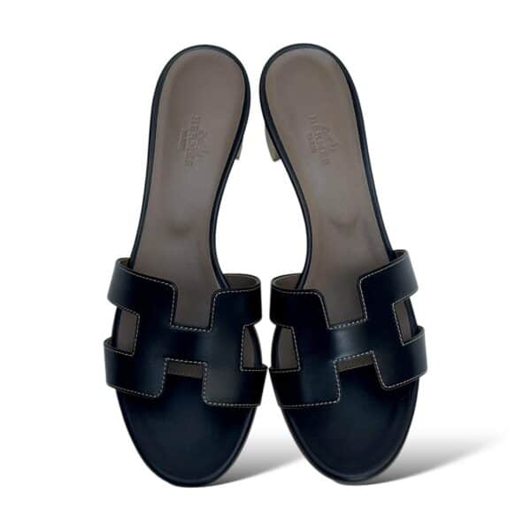 Hermes Oasis 39 EU Black Sandals - Image 4