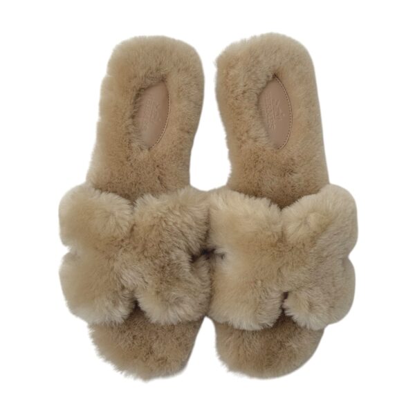 Hermes Oran 37.5 EU Beige Camel Shearling Sandals