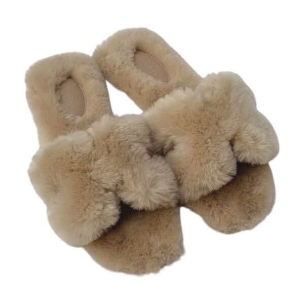 Hermes Oran 37.5 EU Beige Camel Shearling Sandals - Image 2